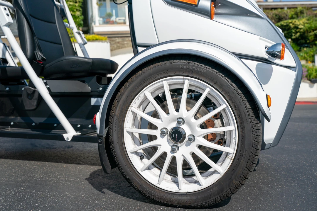 2021 Arcimoto - Image 25 of 31