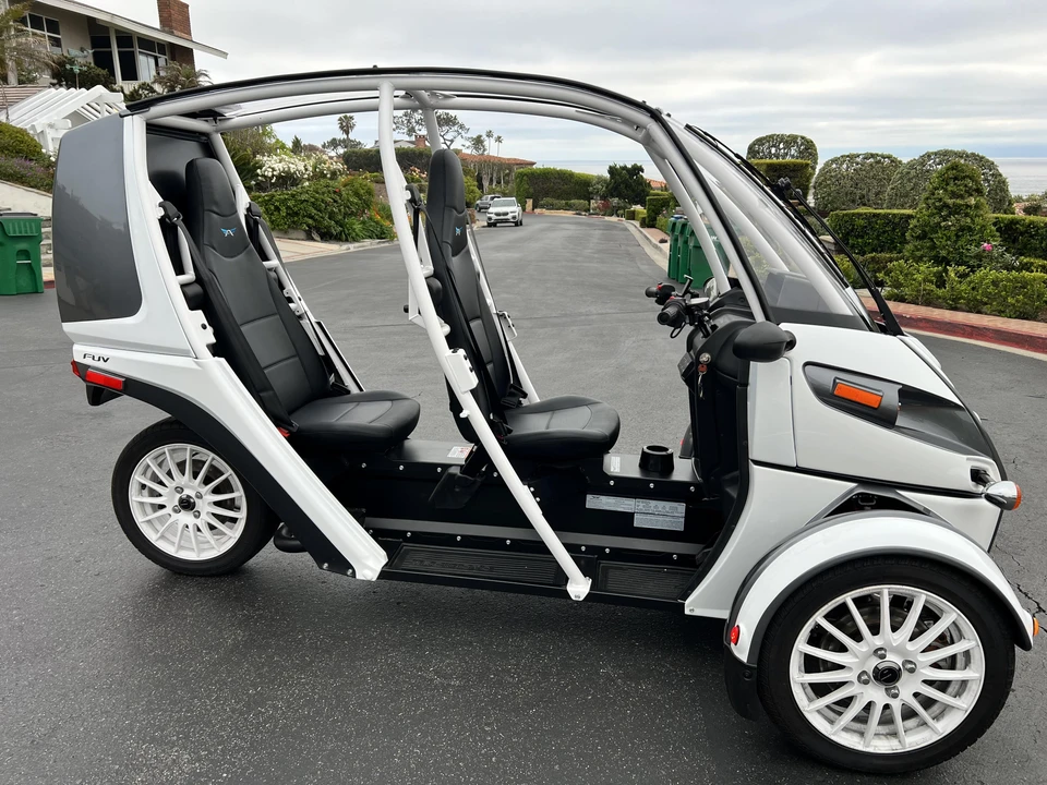 2021 Arcimoto - Image 12 of 31
