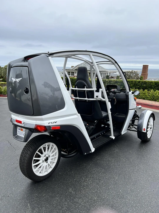 2021 Arcimoto - Image 11 of 31