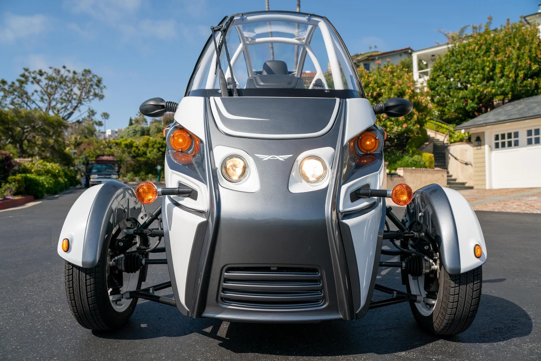 2021 Arcimoto - Image 2 of 31
