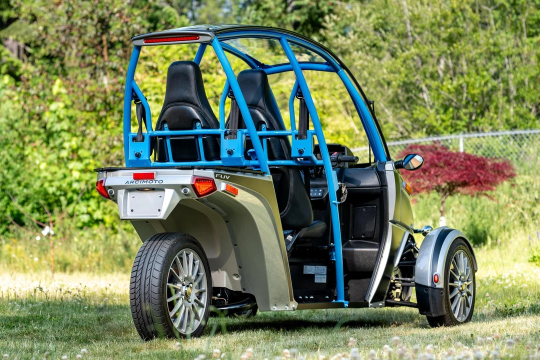 2021 Arcimoto - Image 4 of 31