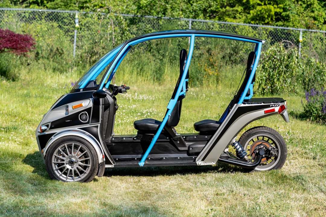 2021 Arcimoto - Image 7 of 31