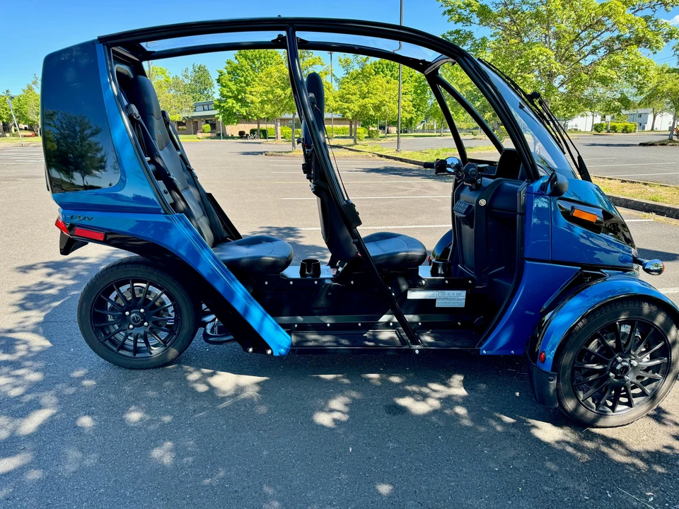2021 Arcimoto - Image 9 of 31