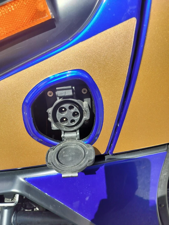 2021 Arcimoto - Image 28 of 31