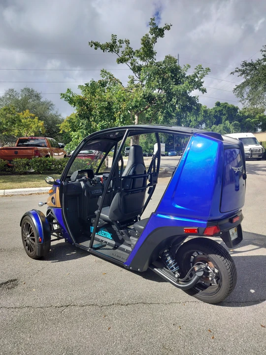 2021 Arcimoto - Image 11 of 31
