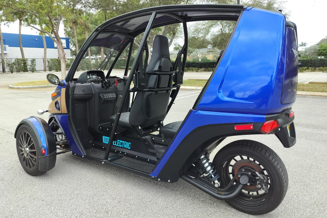 2021 Arcimoto - Image 4 of 31