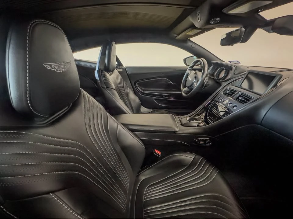 2021 Aston Martin DB11 V8 - Image 6 of 7