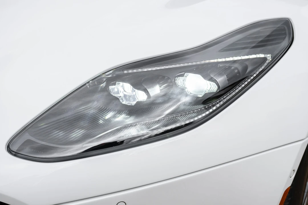 2021 Aston Martin DB11 V8 - Image 12 of 31