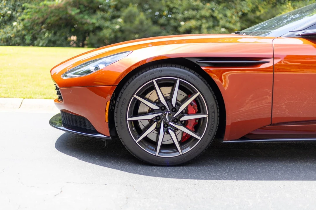 2021 Aston Martin DB11 Volante - Image 21 of 24
