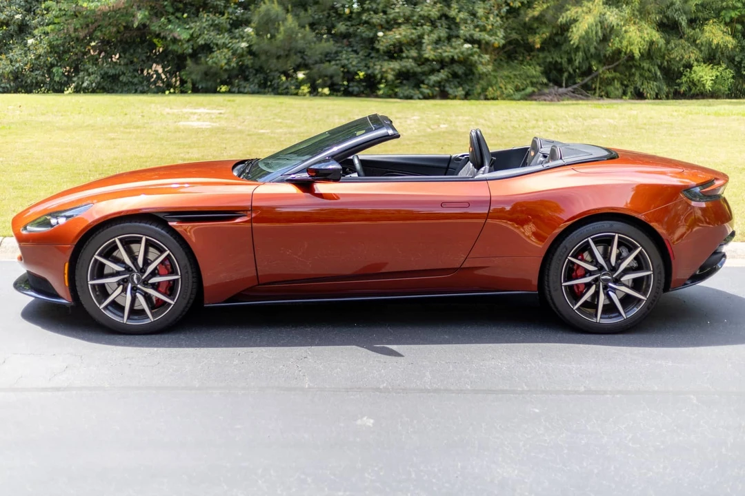 2021 Aston Martin DB11 Volante - Image 3 of 24