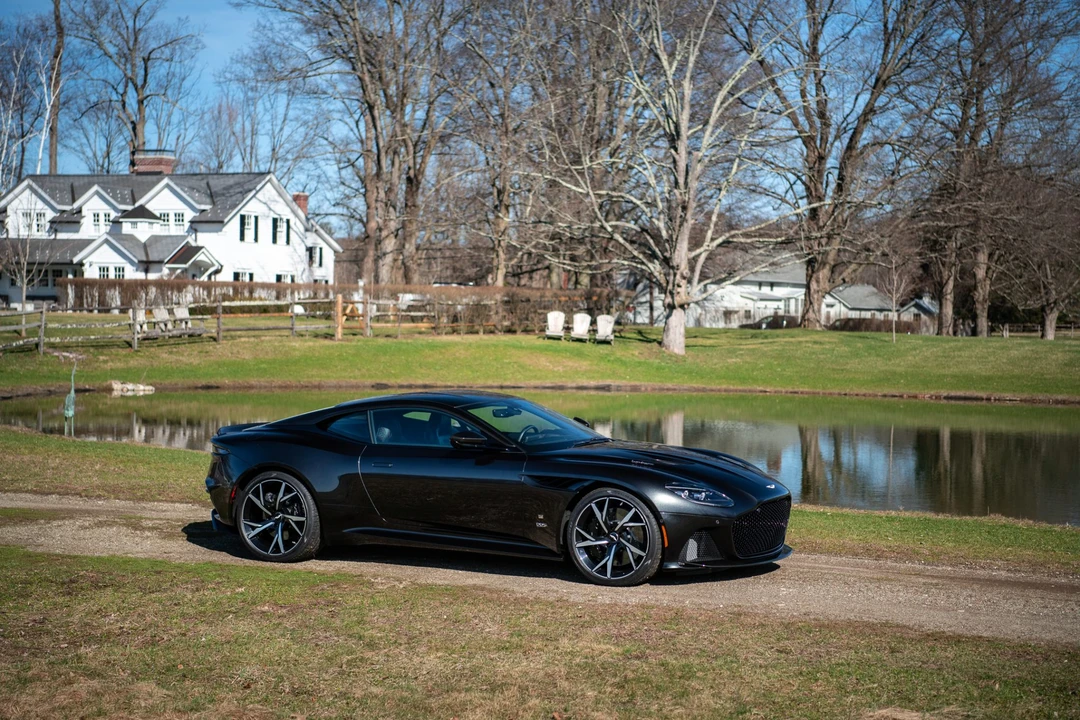 2021 Aston Martin DBS Superleggera - Image 18 of 31