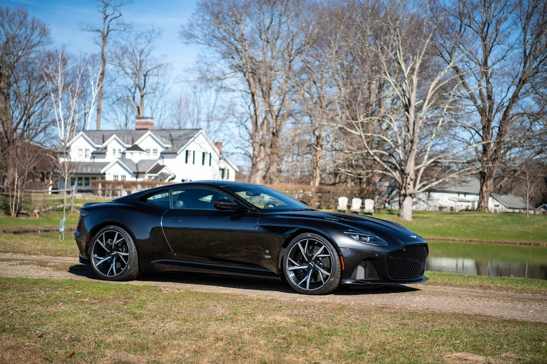 2021 Aston Martin DBS Superleggera - Image 19 of 31