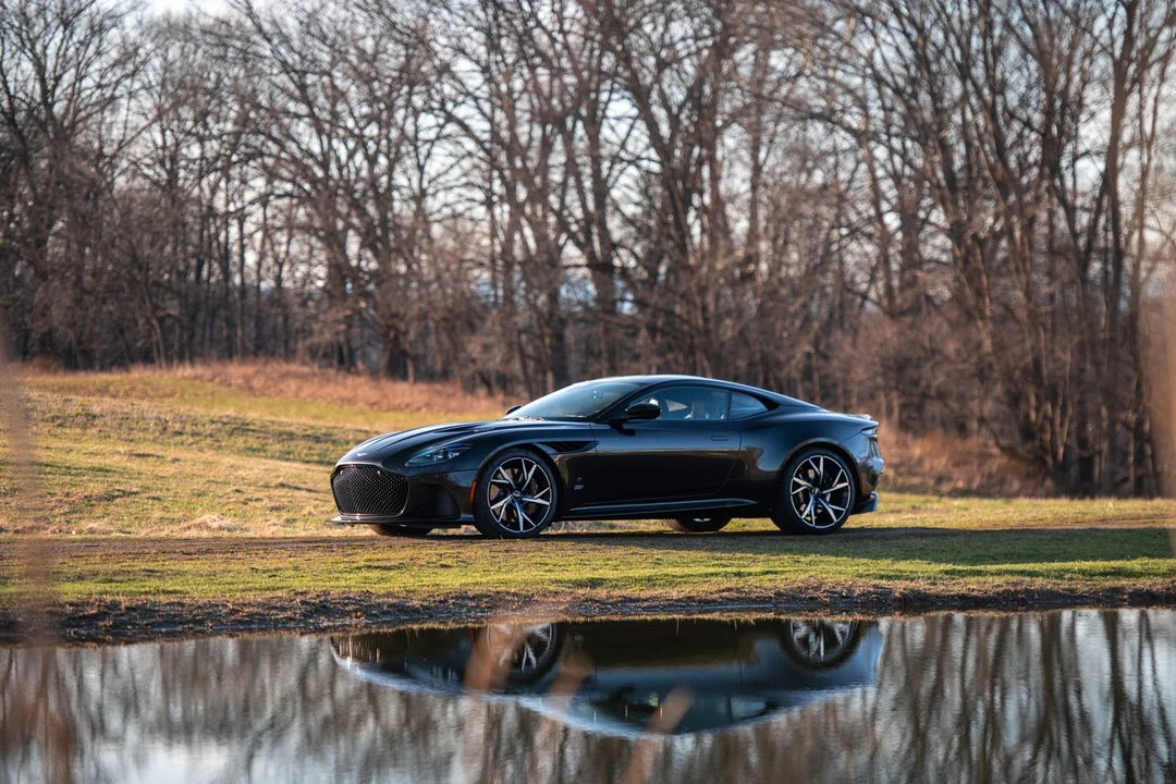 2021 Aston Martin DBS Superleggera - Image 8 of 31