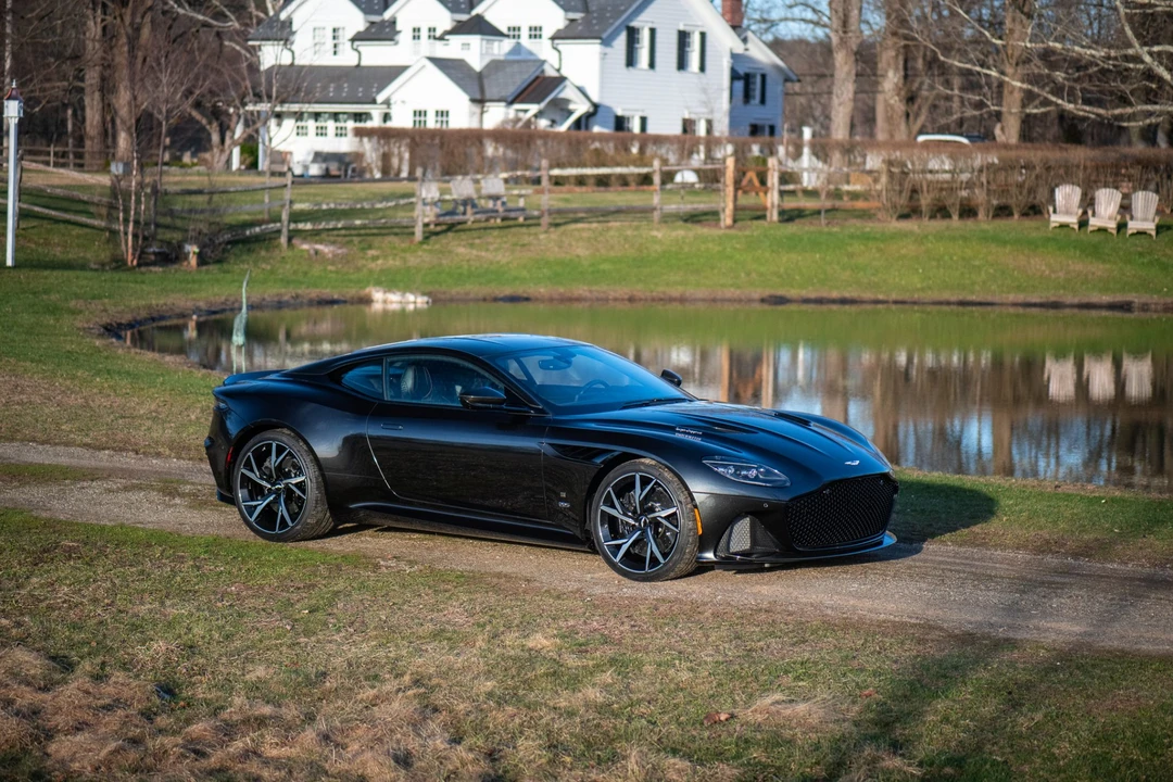 2021 Aston Martin DBS Superleggera - Image 28 of 31