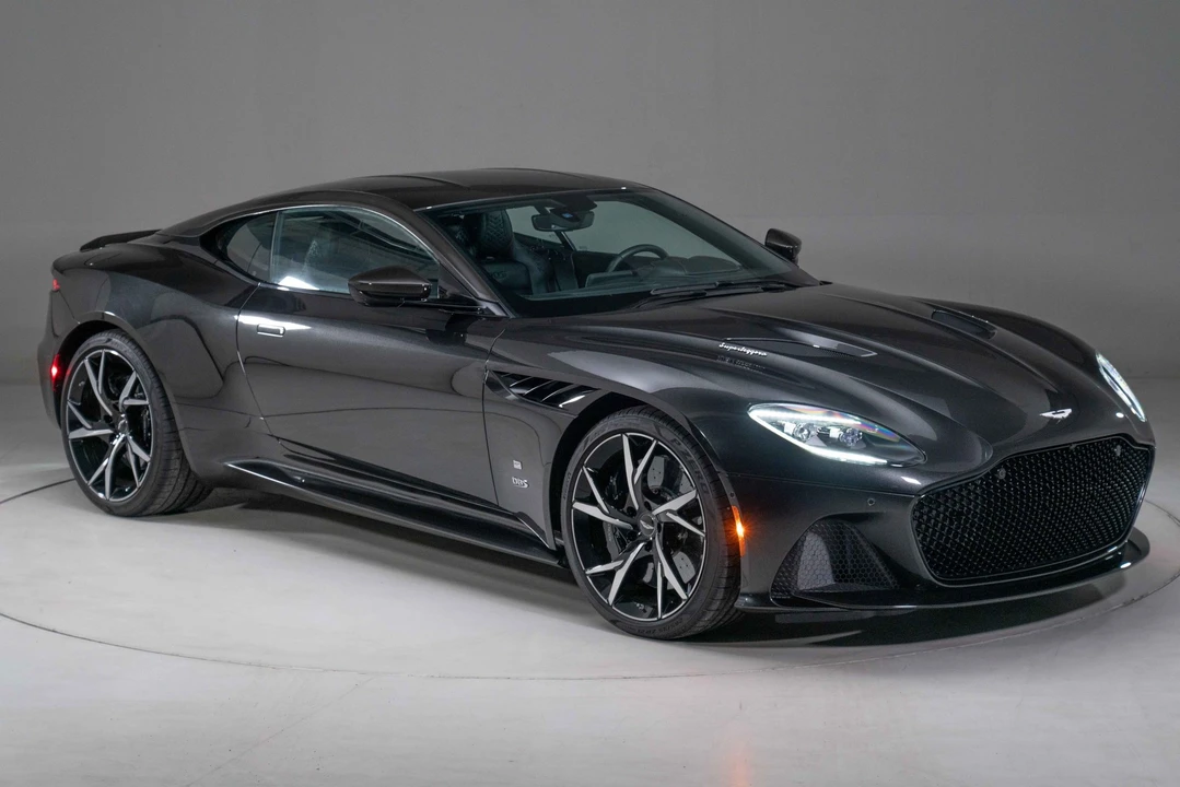 2021 Aston Martin DBS Superleggera - Image 14 of 31