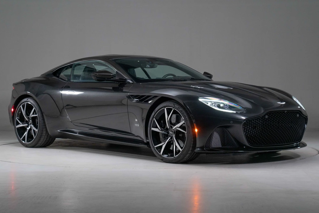 2021 Aston Martin DBS Superleggera - Image 16 of 31