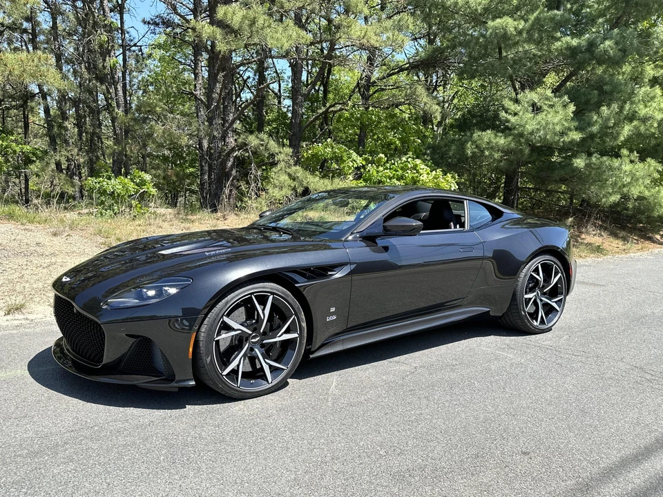 2021 Aston Martin DBS Superleggera - Image 6 of 31