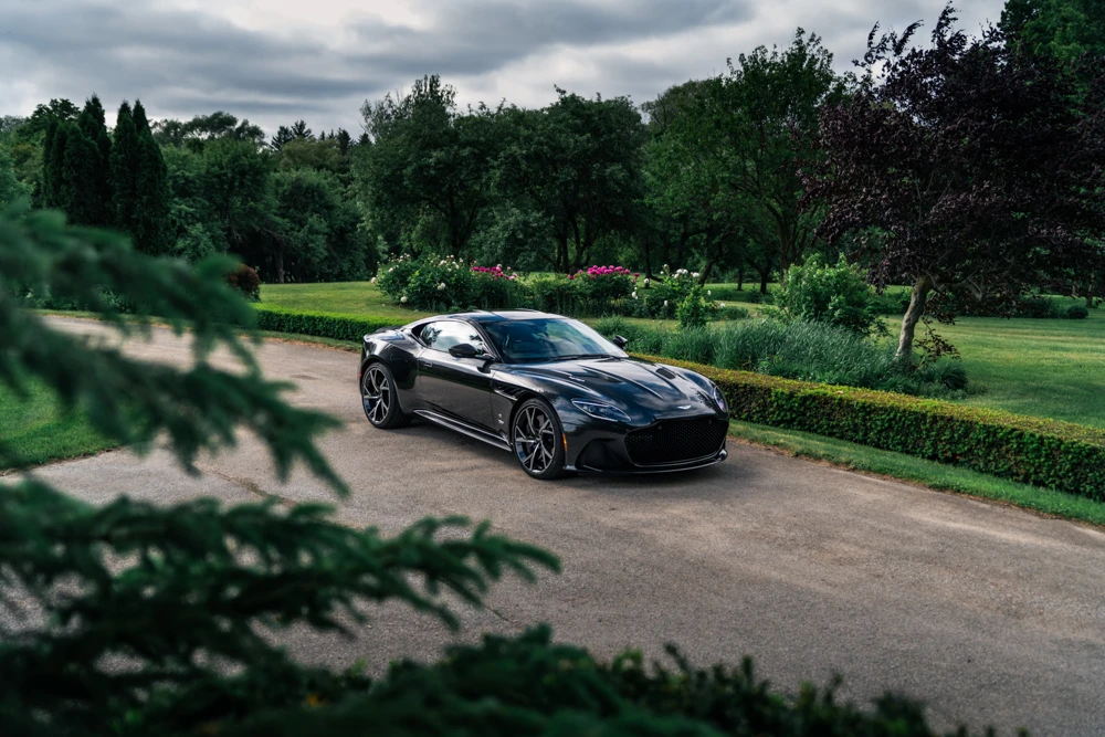 2021 Aston Martin DBS Superleggera - Image 17 of 31