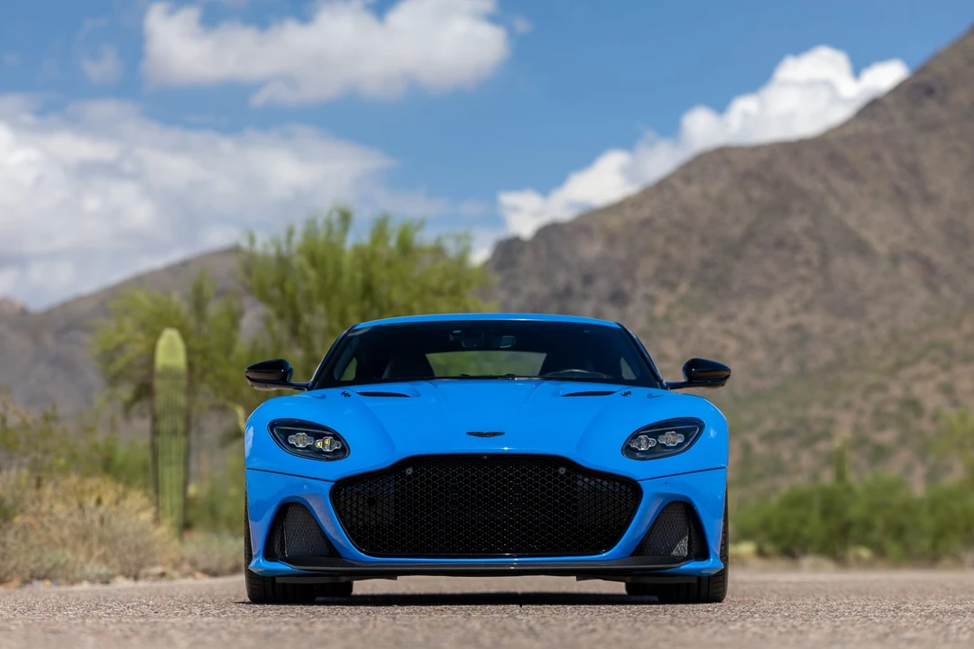 2021 Aston Martin DBS Superleggera - Image 11 of 31