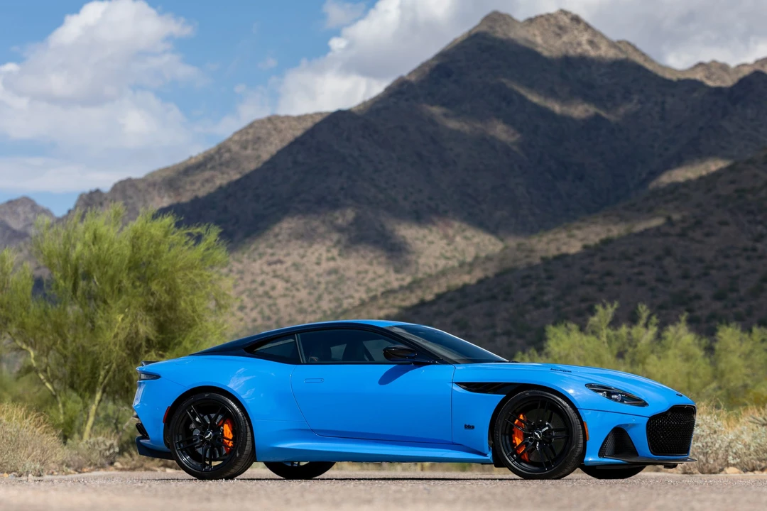 2021 Aston Martin DBS Superleggera - Image 20 of 31