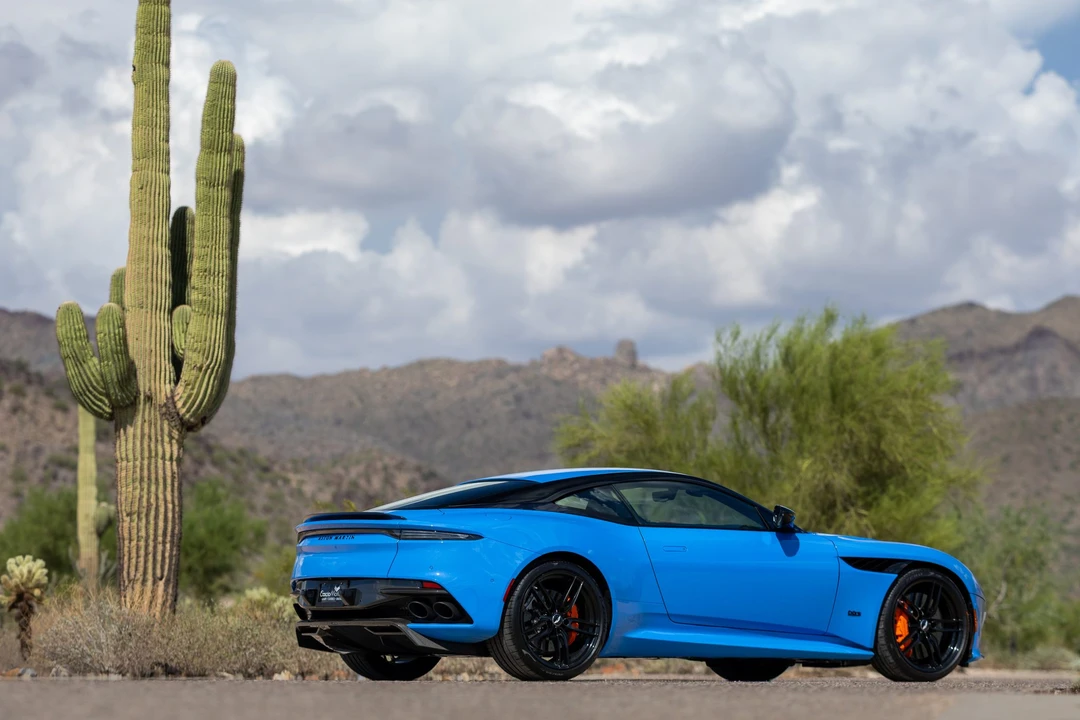 2021 Aston Martin DBS Superleggera - Image 29 of 31