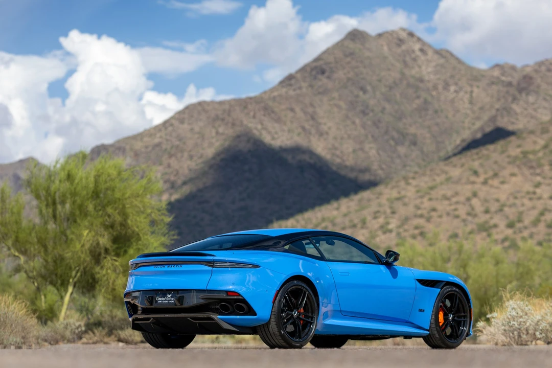 2021 Aston Martin DBS Superleggera - Image 30 of 31