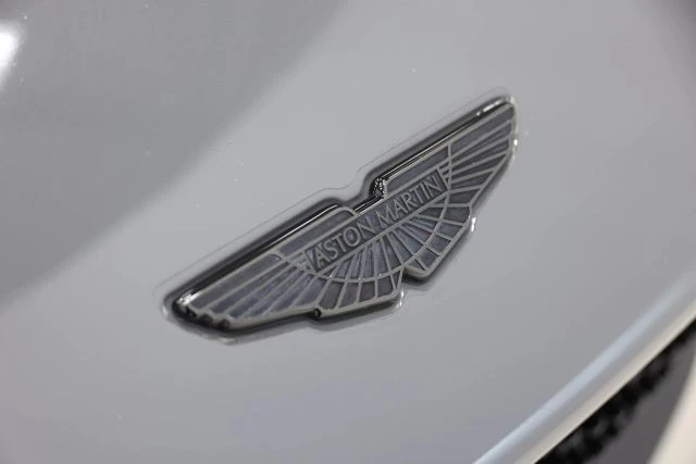 2021 Aston Martin DBS Superleggera - Image 9 of 31