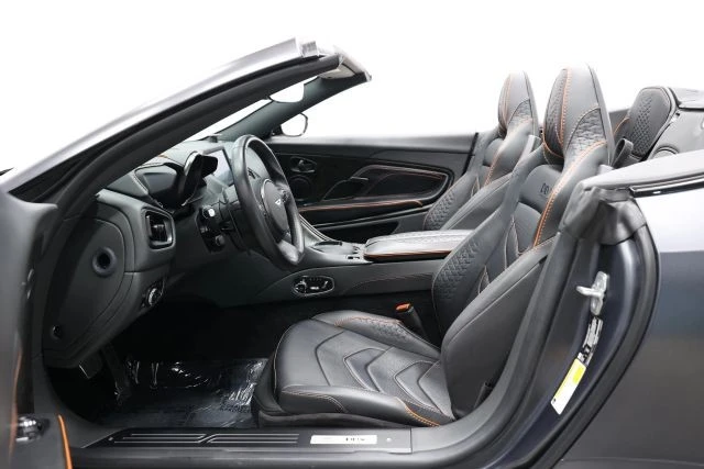 2021 Aston Martin DBS Superleggera - Image 17 of 31