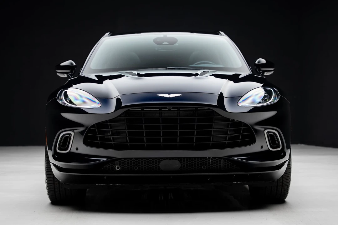 2021 Aston Martin DBX - Image 8 of 31