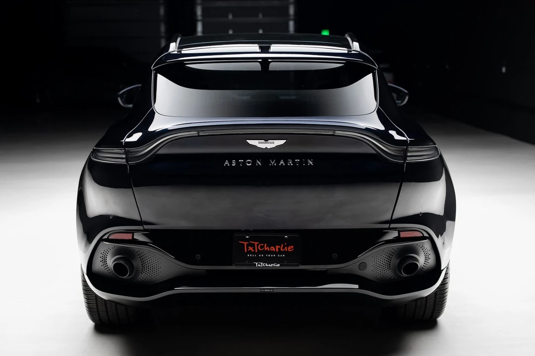 2021 Aston Martin DBX - Image 25 of 31