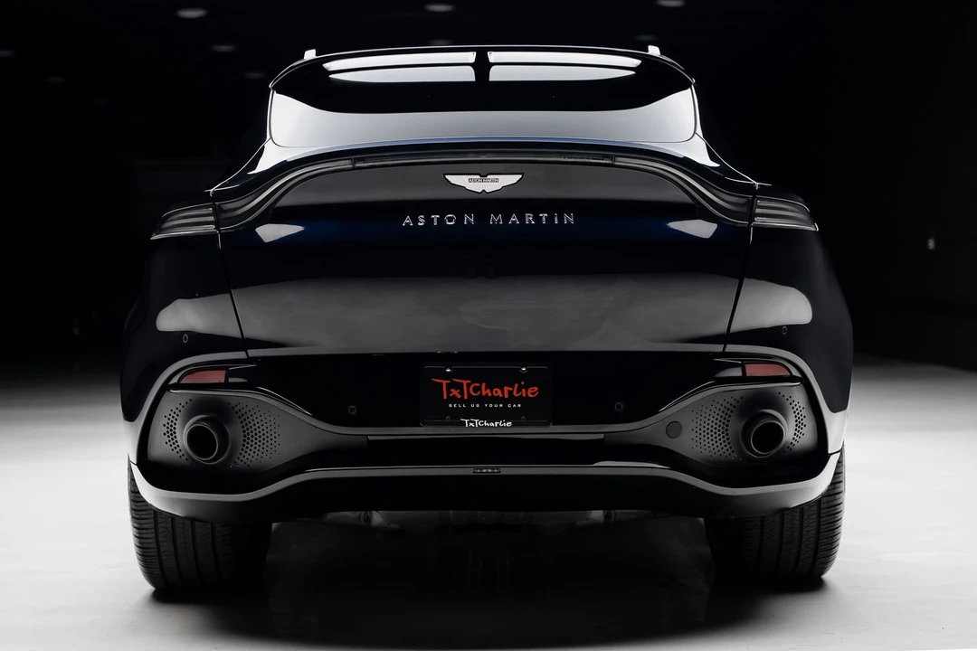 2021 Aston Martin DBX - Image 26 of 31