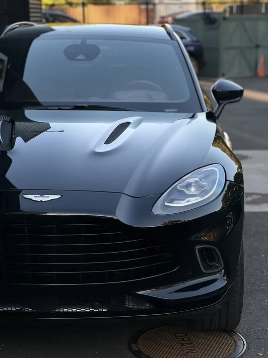 2021 Aston Martin DBX - Image 2 of 7