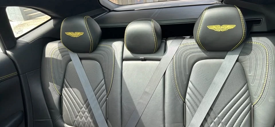 2021 Aston Martin DBX - Image 7 of 7