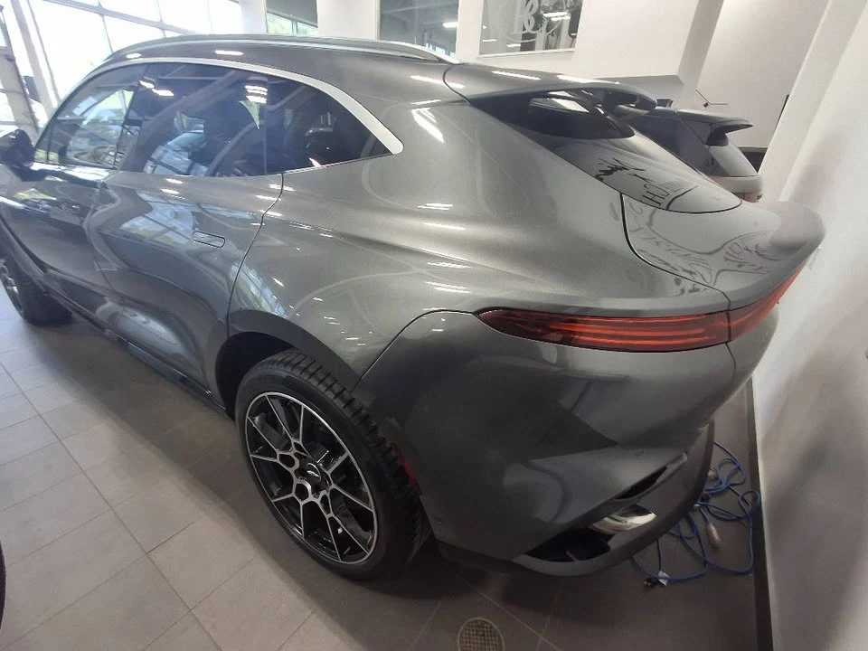 2021 Aston Martin DBX - Image 5 of 9
