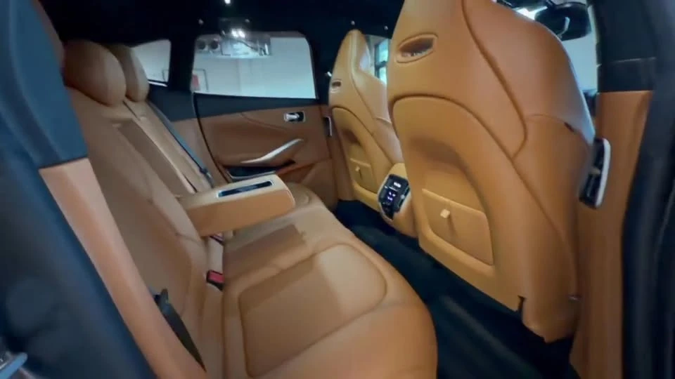 2021 Aston Martin DBX - Image 21 of 21