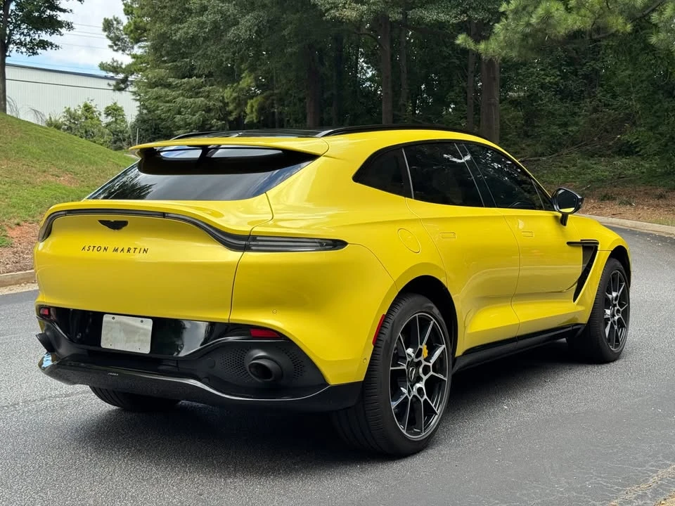 2021 Aston Martin DBX - Image 9 of 20