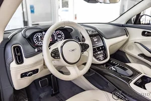 2021 Aston Martin DBX - Image 8 of 19