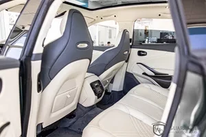 2021 Aston Martin DBX - Image 14 of 19