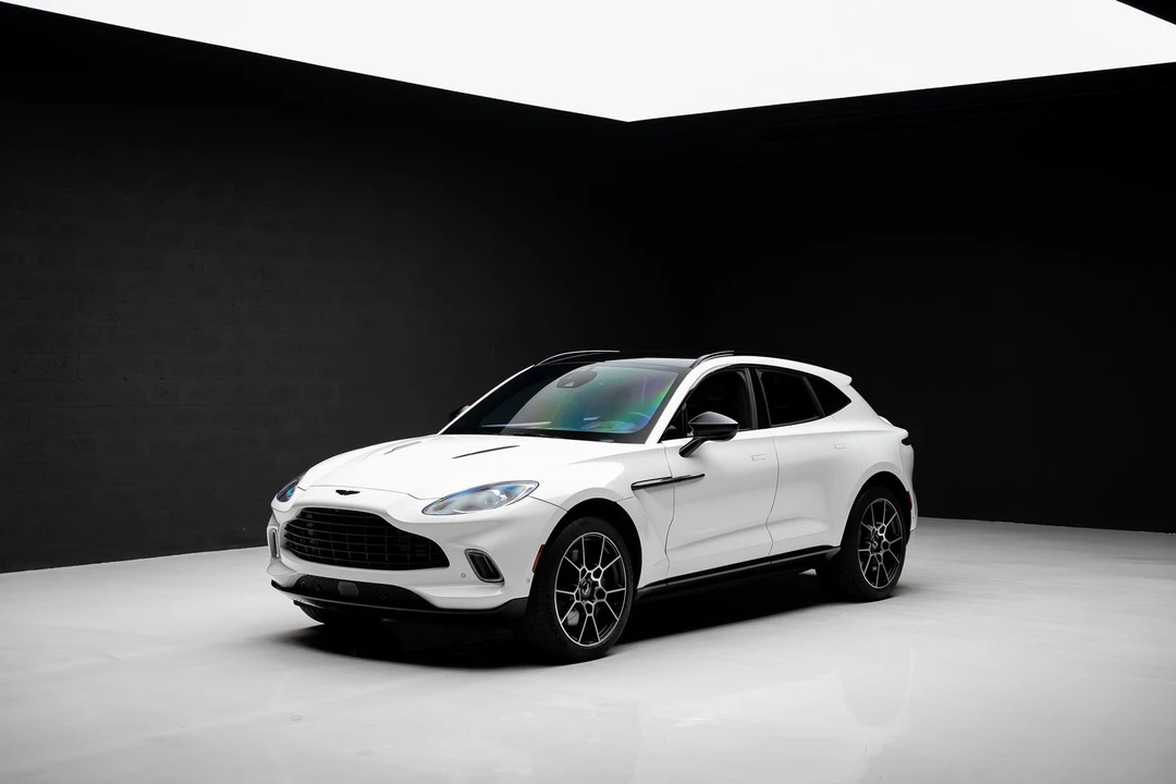 2021 Aston Martin DBX - Image 3 of 31