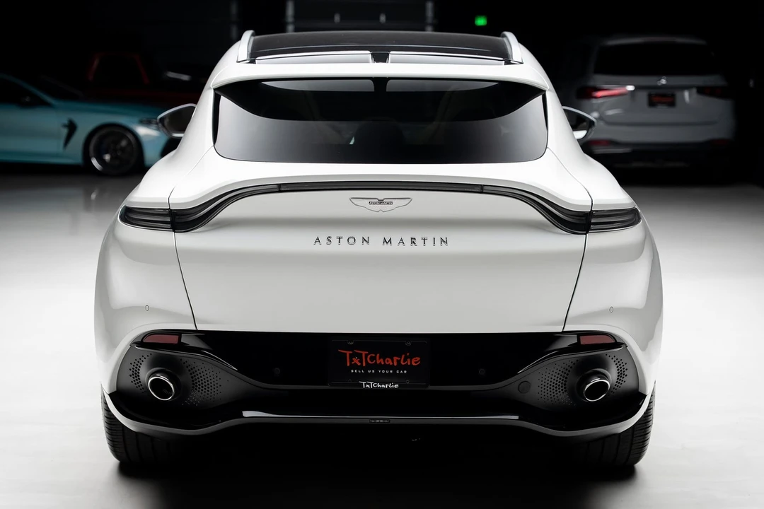 2021 Aston Martin DBX - Image 25 of 31