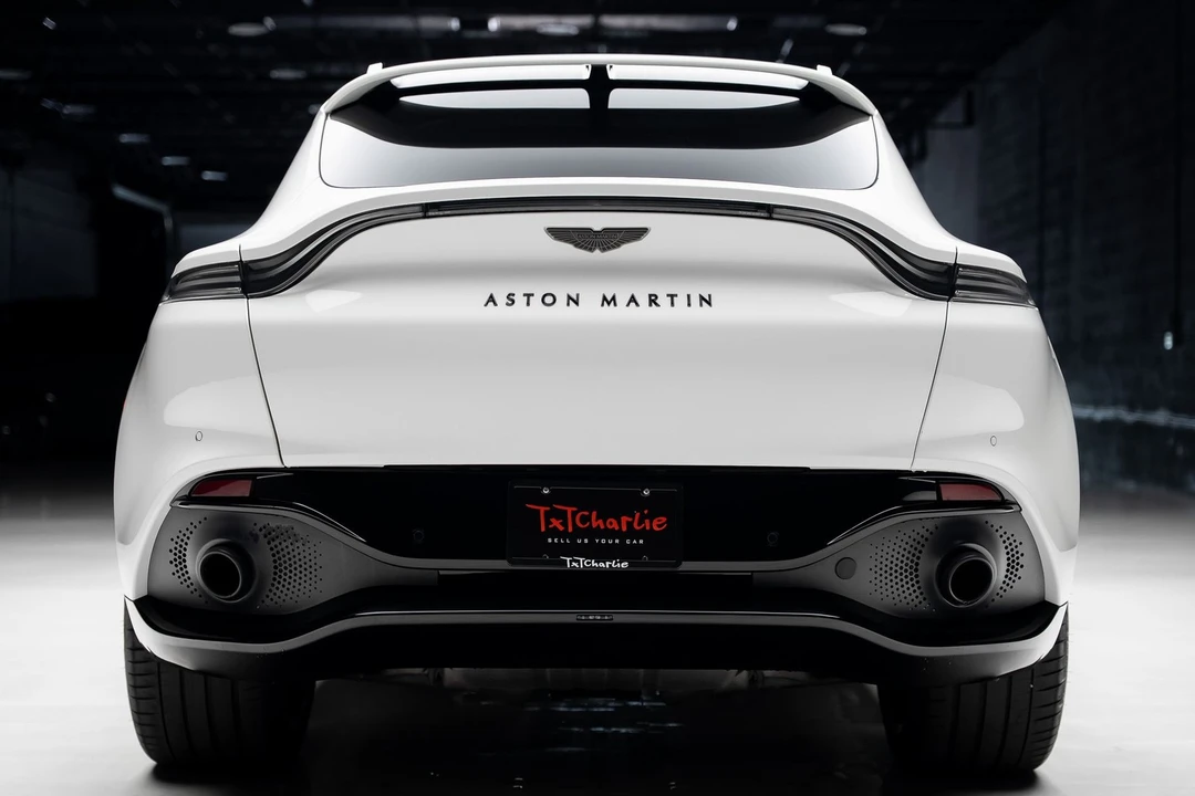 2021 Aston Martin DBX - Image 25 of 31
