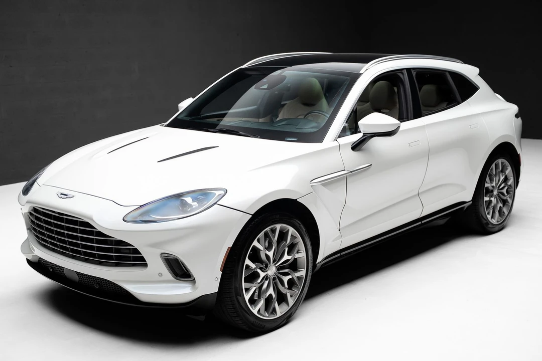 2021 Aston Martin DBX - Image 5 of 31