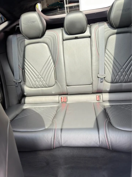 2021 Aston Martin DBX - Image 19 of 20
