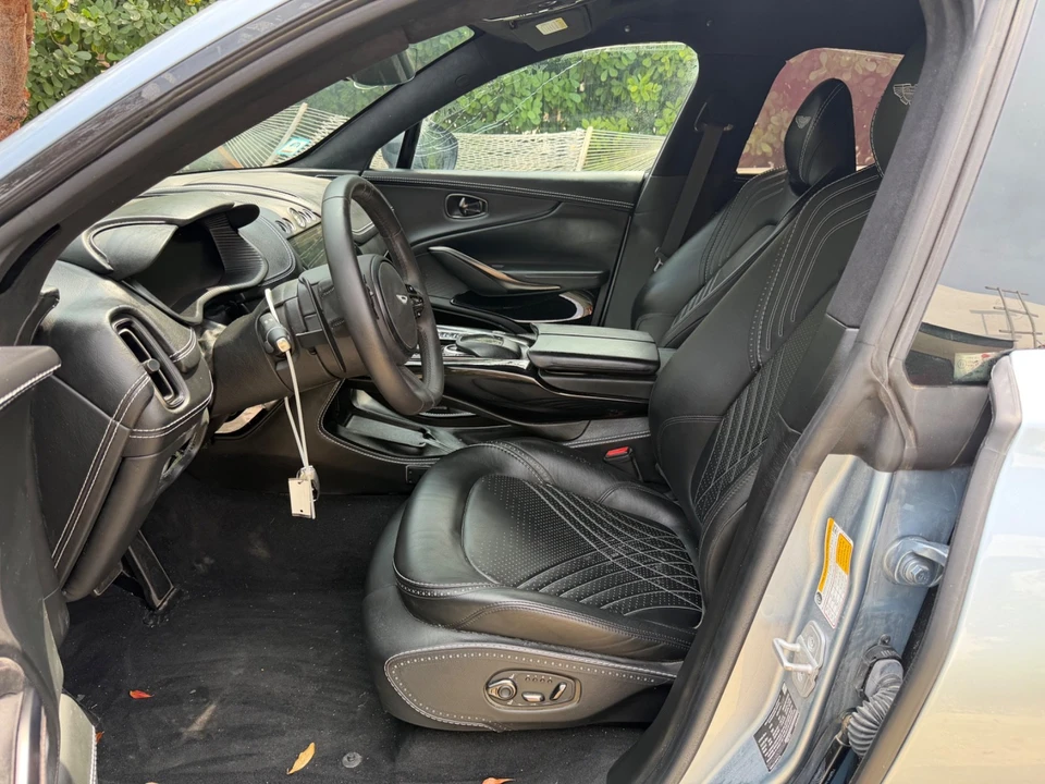 2021 Aston Martin DBX - Image 14 of 21