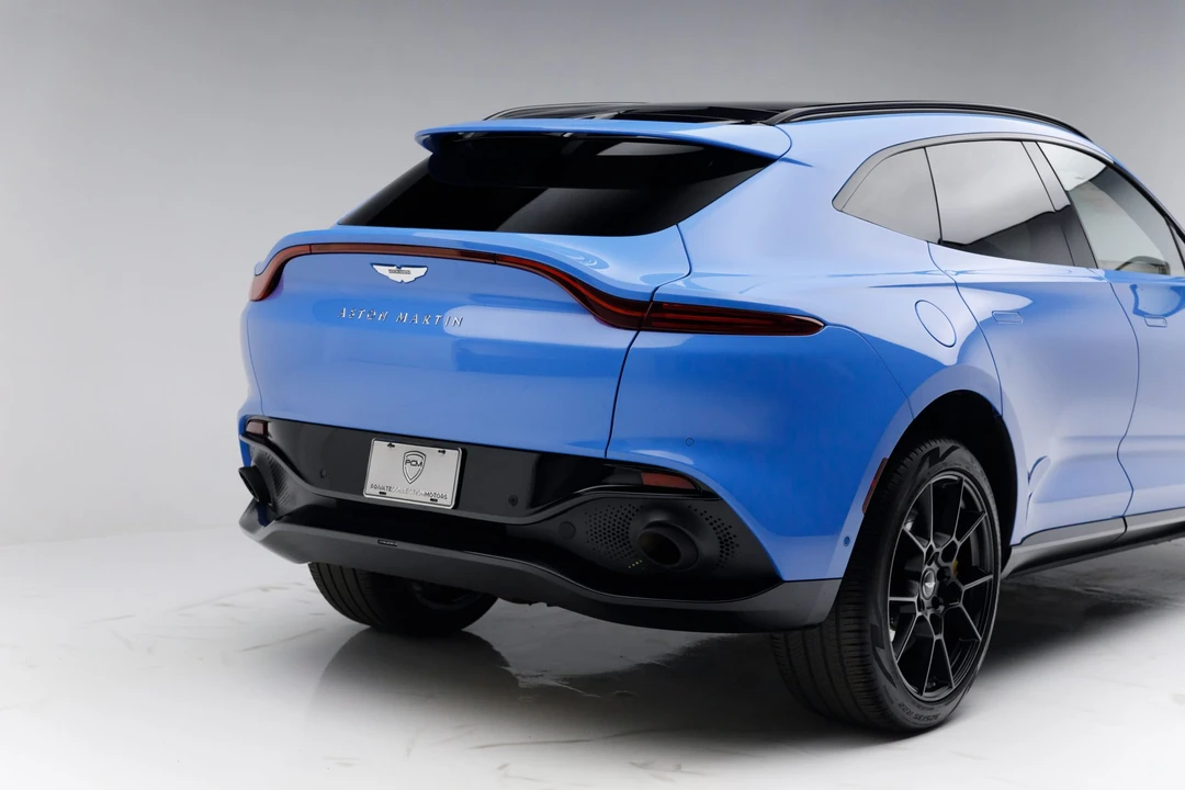 2021 Aston Martin DBX - Image 21 of 31