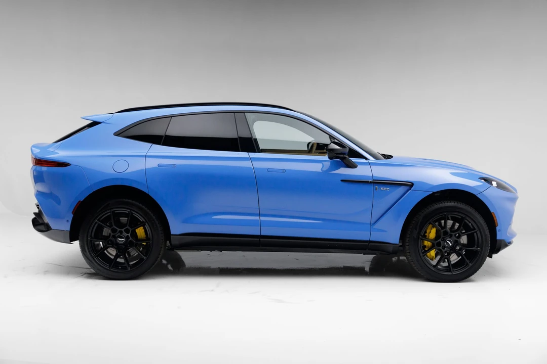 2021 Aston Martin DBX - Image 10 of 31