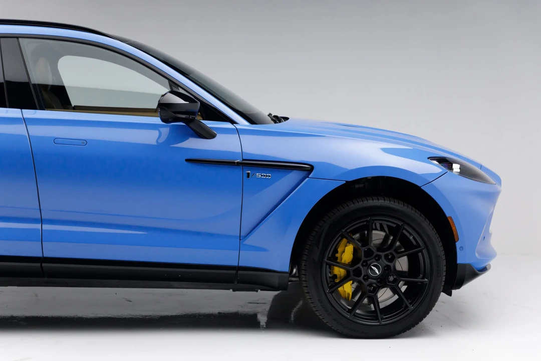 2021 Aston Martin DBX - Image 25 of 31