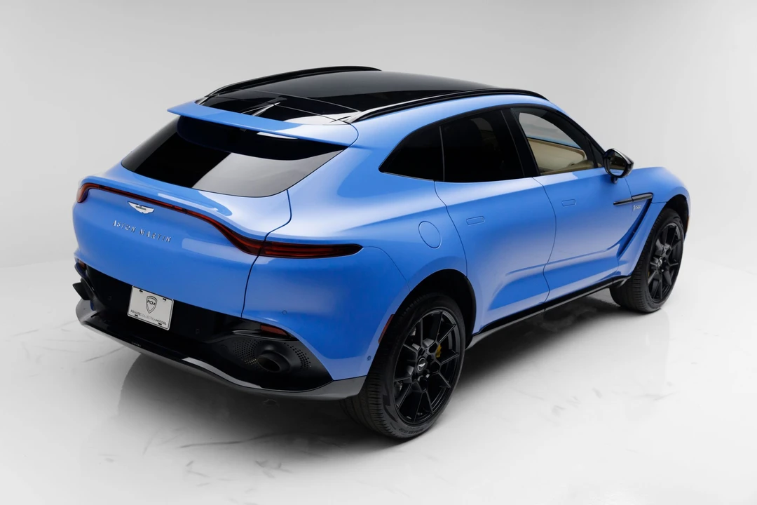 2021 Aston Martin DBX - Image 7 of 31