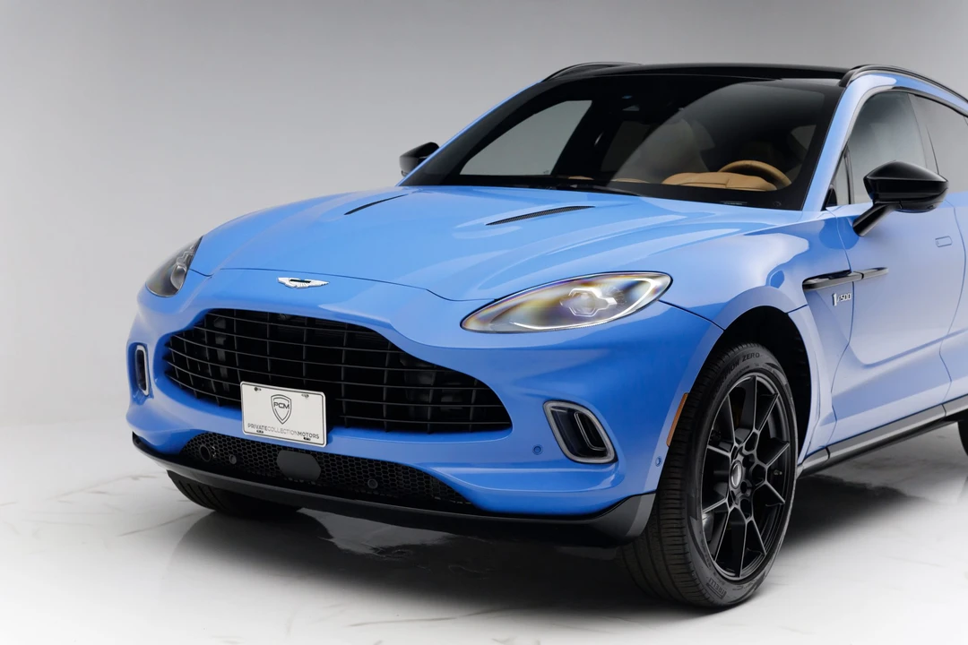 2021 Aston Martin DBX - Image 14 of 31
