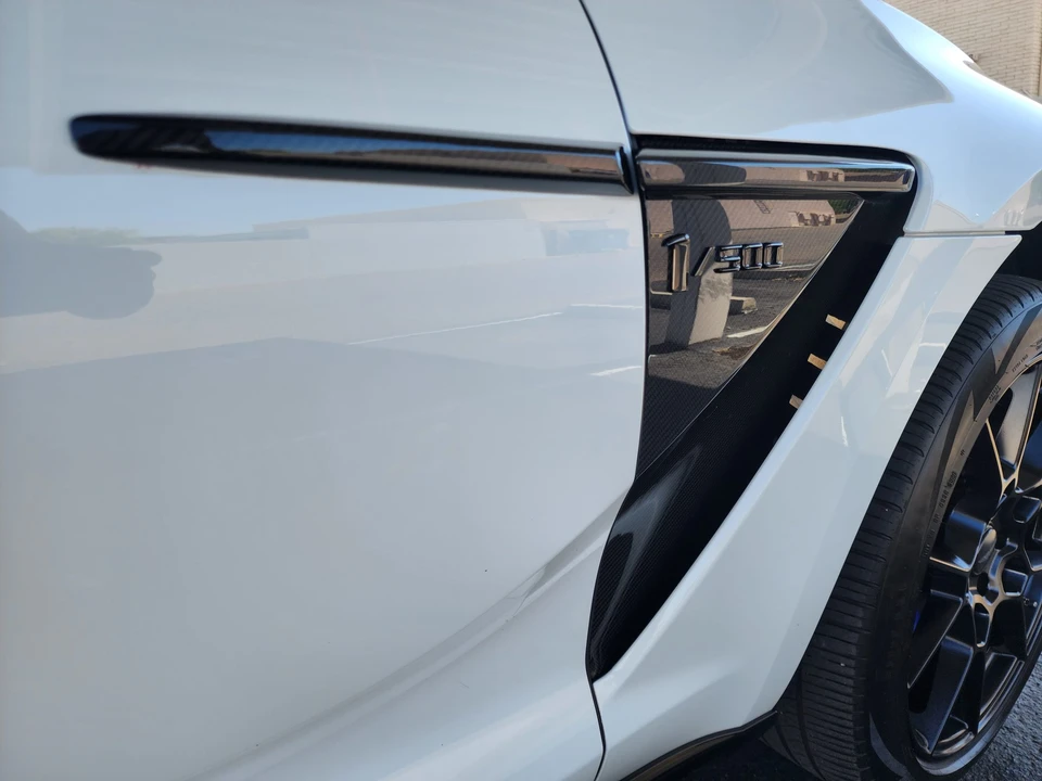 2021 Aston Martin DBX - Image 26 of 31